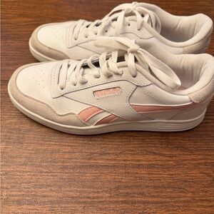 Reebok Women's Cream and Pink Sneakers